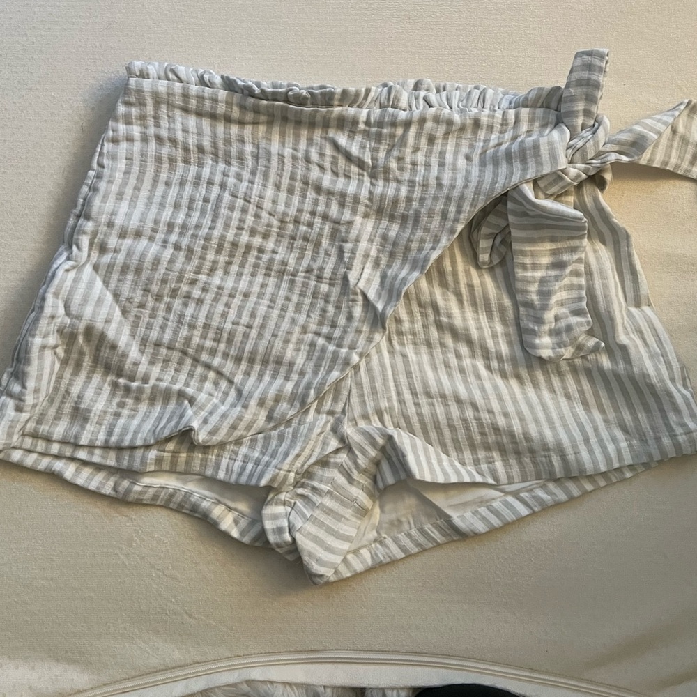 Pink Lily Earlier Today Grey Striped Side Tie Skort